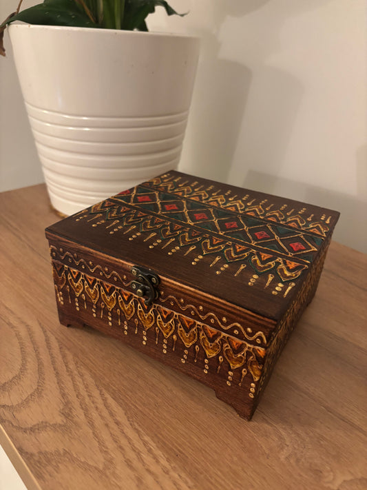 coffret en bois artisanal motifs berbères